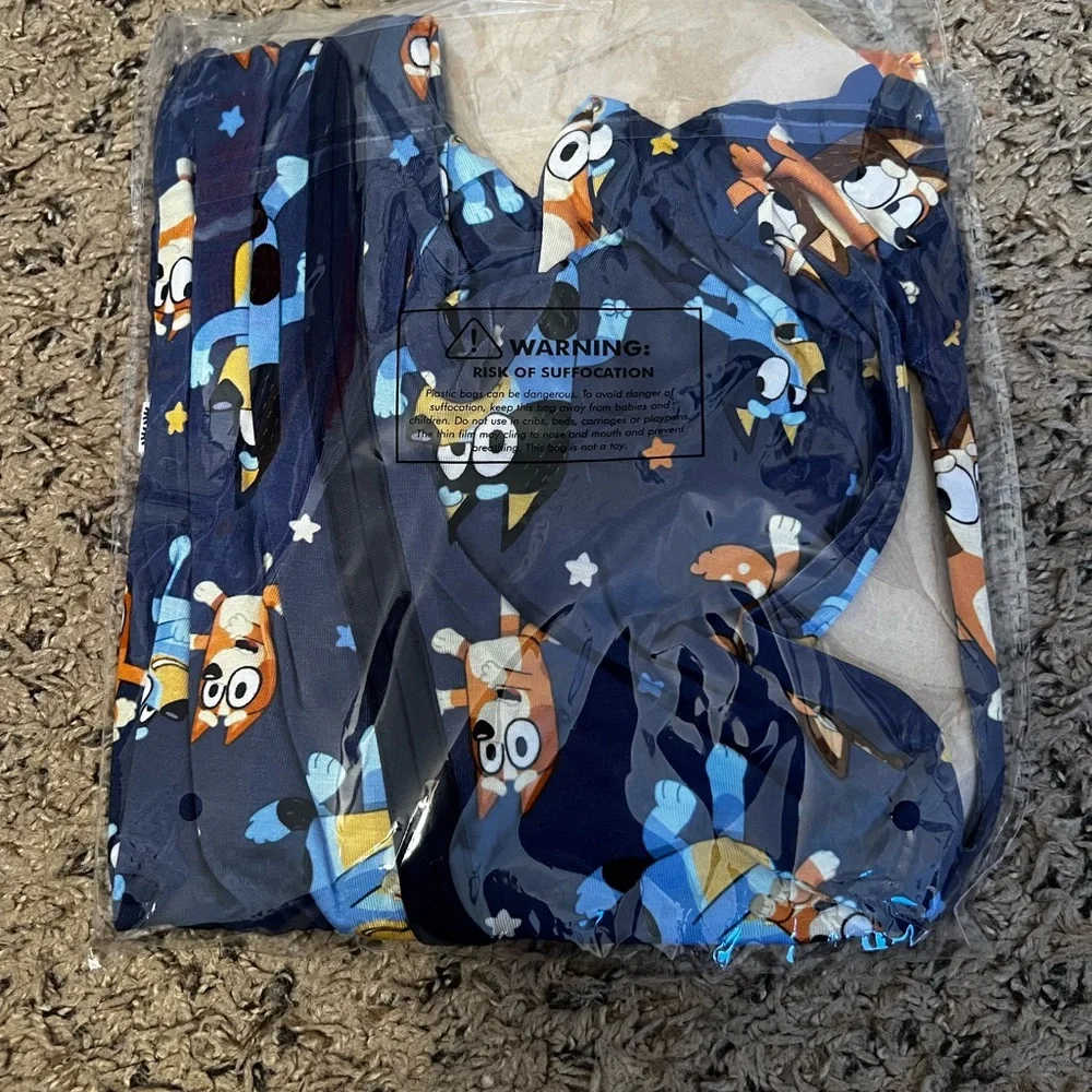 NWT Bluey Dance Mode Little Sleepies 6-12 Month Zippy
